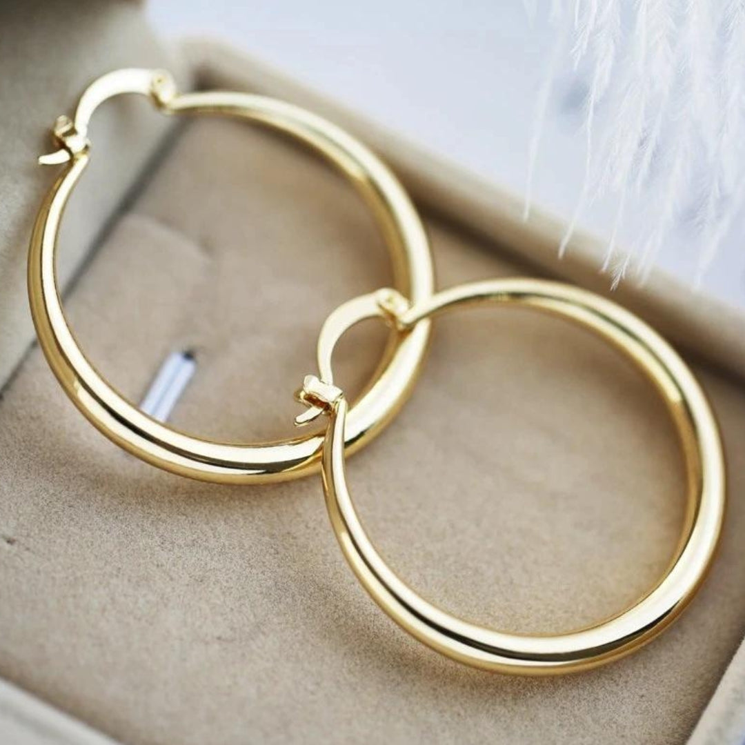 Gold Statement Earrings β Exquisite