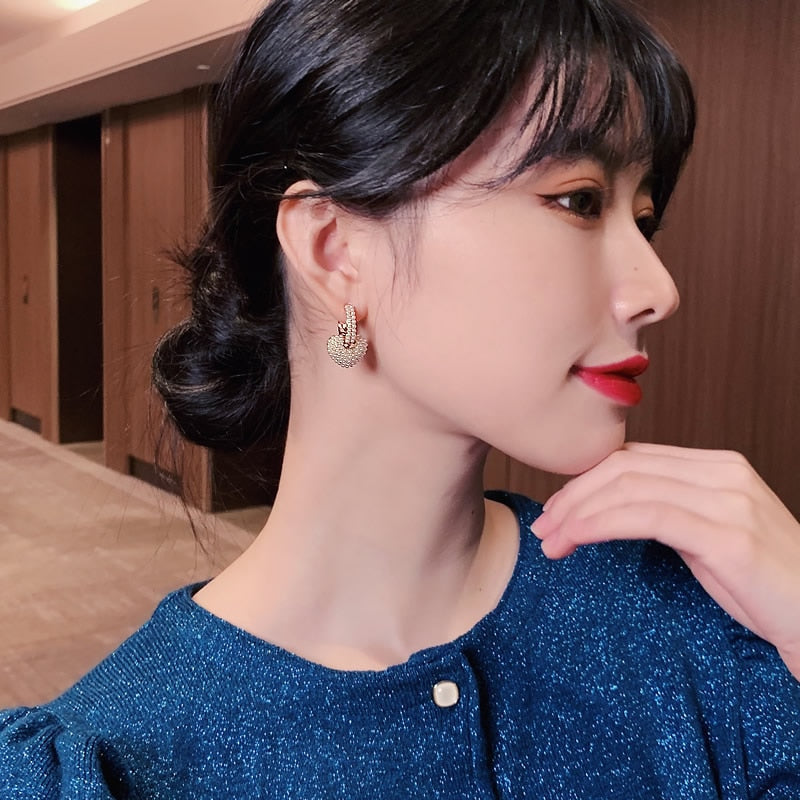 Pearl Heart Earrings β Elegant
