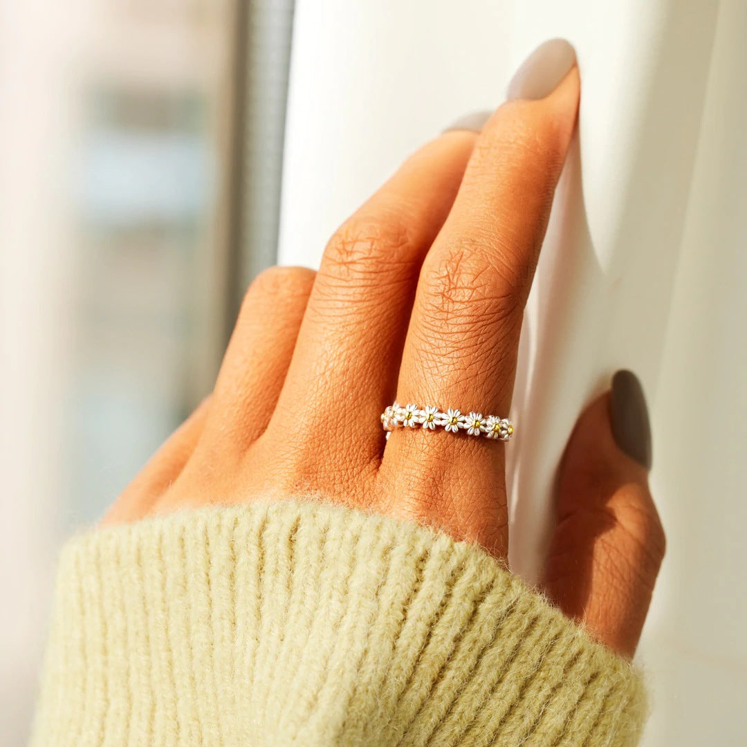 Gold Floral Garden Ring β Exquisite