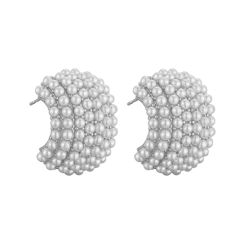 Gold Pearl Stud Earrings β Timeless Elegance