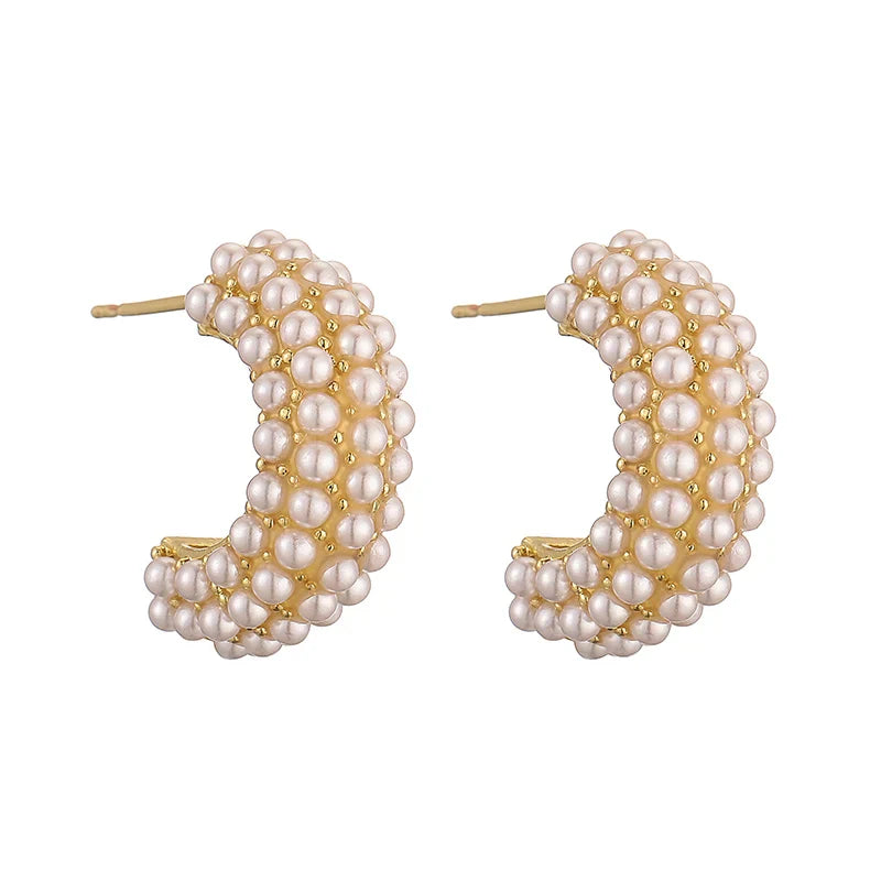 Gold Pearl Stud Earrings β Timeless Elegance