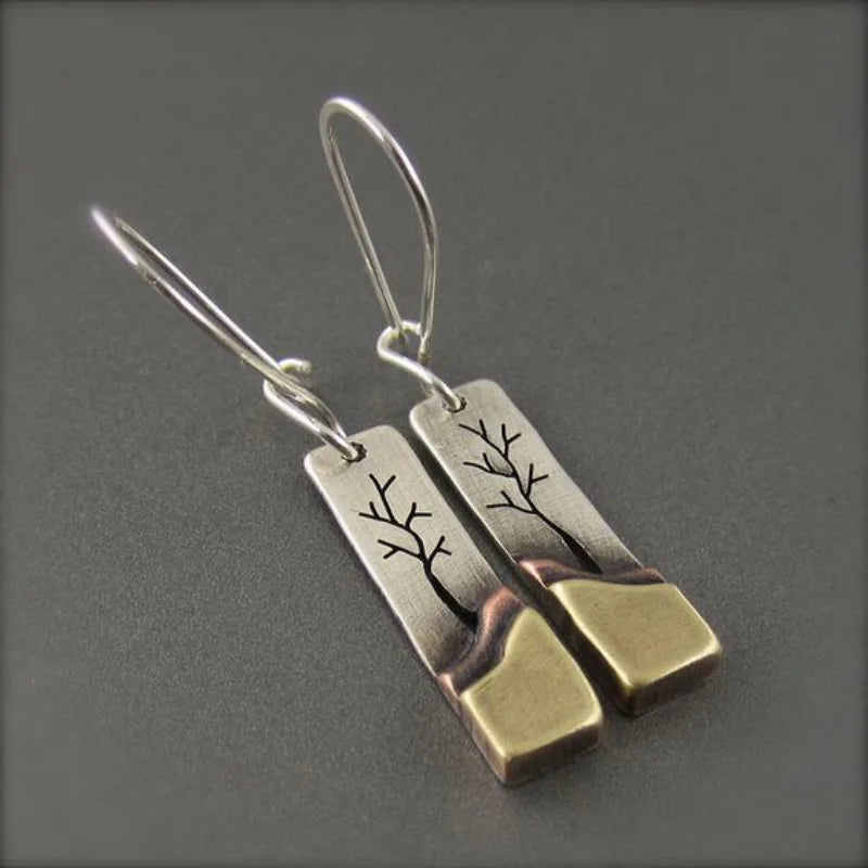 Gold Leaf Drop Earrings β Timeless Elegance
