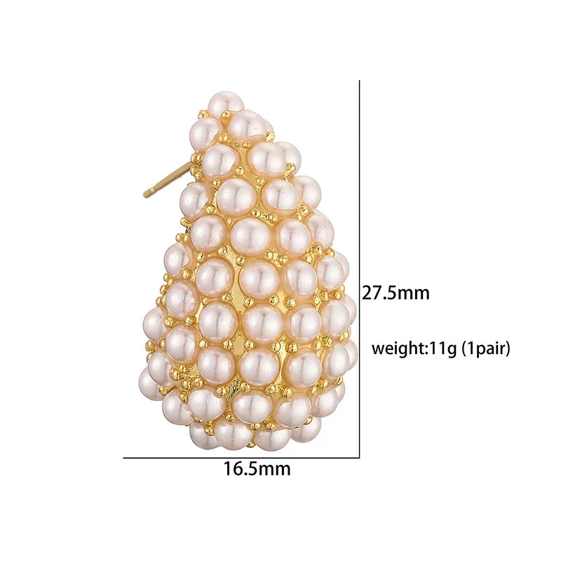 Gold Pearl Stud Earrings β Timeless Elegance