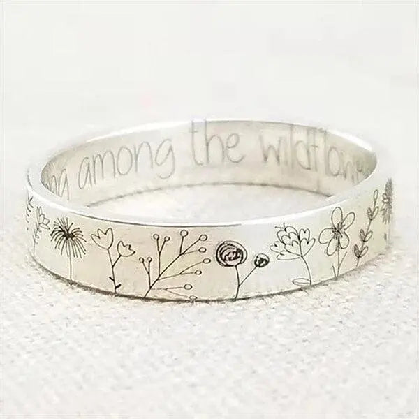 Gold Dandelion Leaf Ring β Exquisite