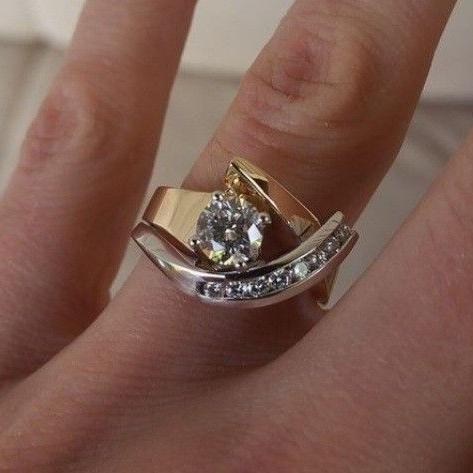 Gold & Silver Zirconia Ring β Luxurious Elegance