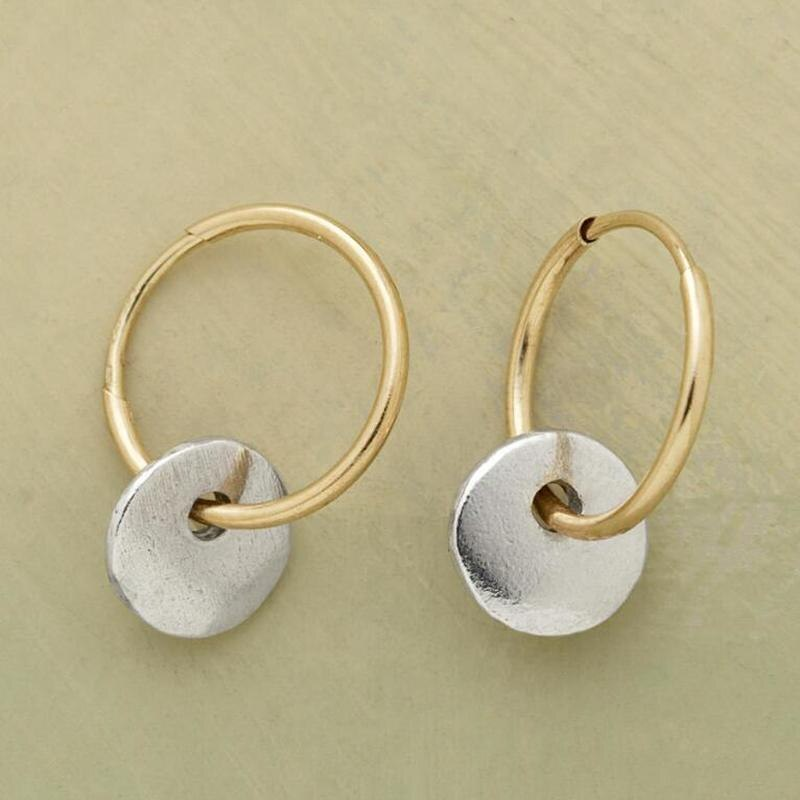Gold Hoop Earrings β Exquisite