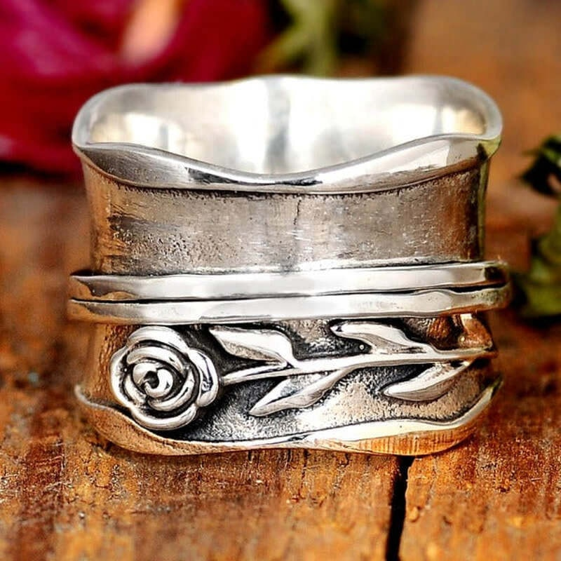 Silver Crystal Floral Ring β Timeless Elegance