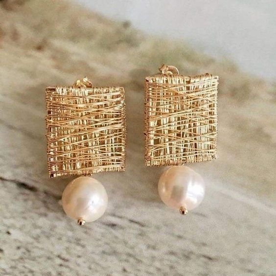 Pearl Thread Earrings β Exquisite Elegance