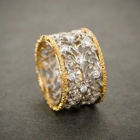 Gold Zirconia Ivy Ring β Timeless Elegance