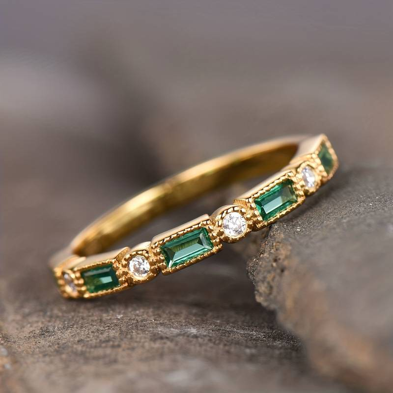 Gold Green Zirconia Inlaid Ring β Elegant