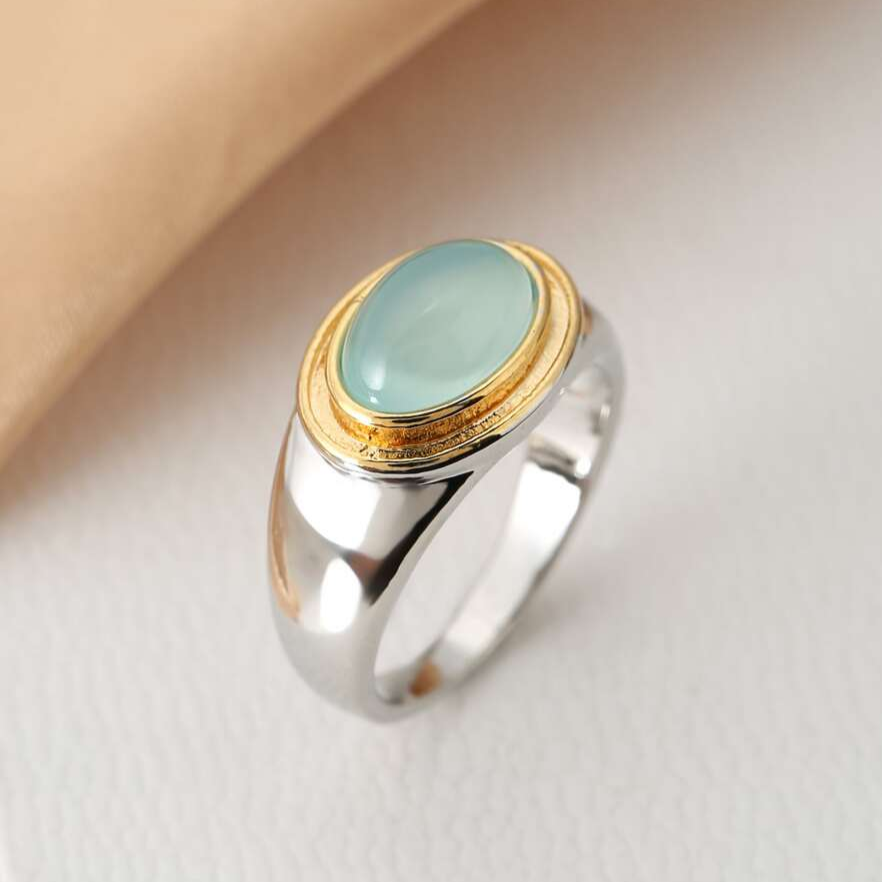 Green Moonstone Vintage Ring β Exquisite