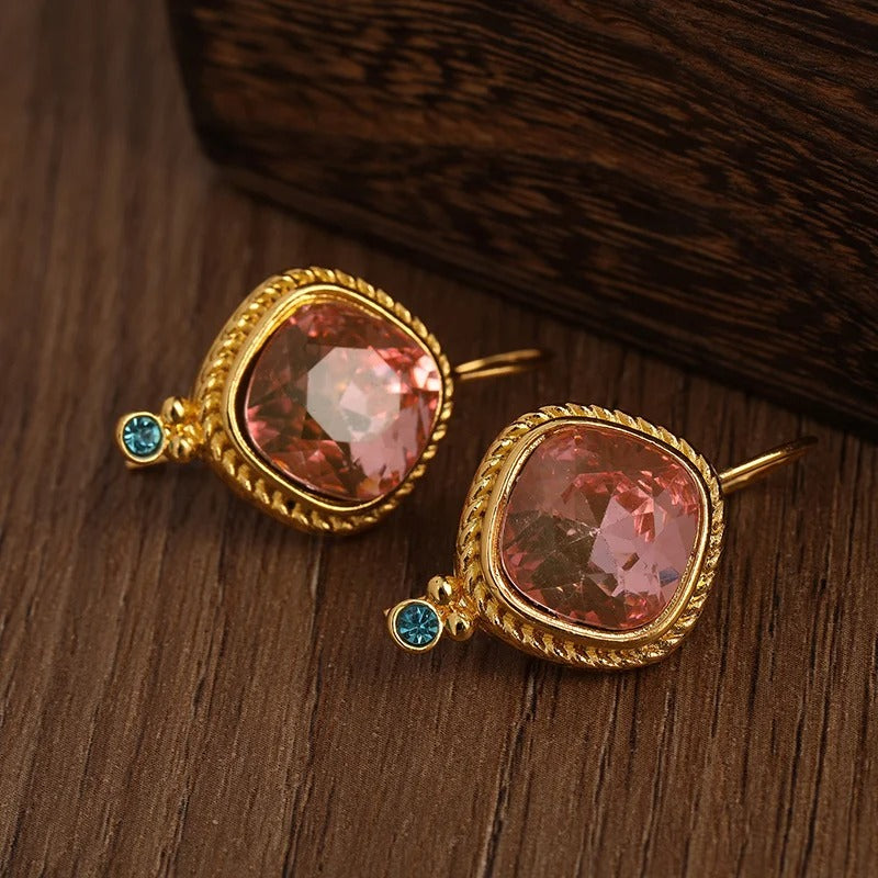 Gold Classic Earrings β Timeless Elegance
