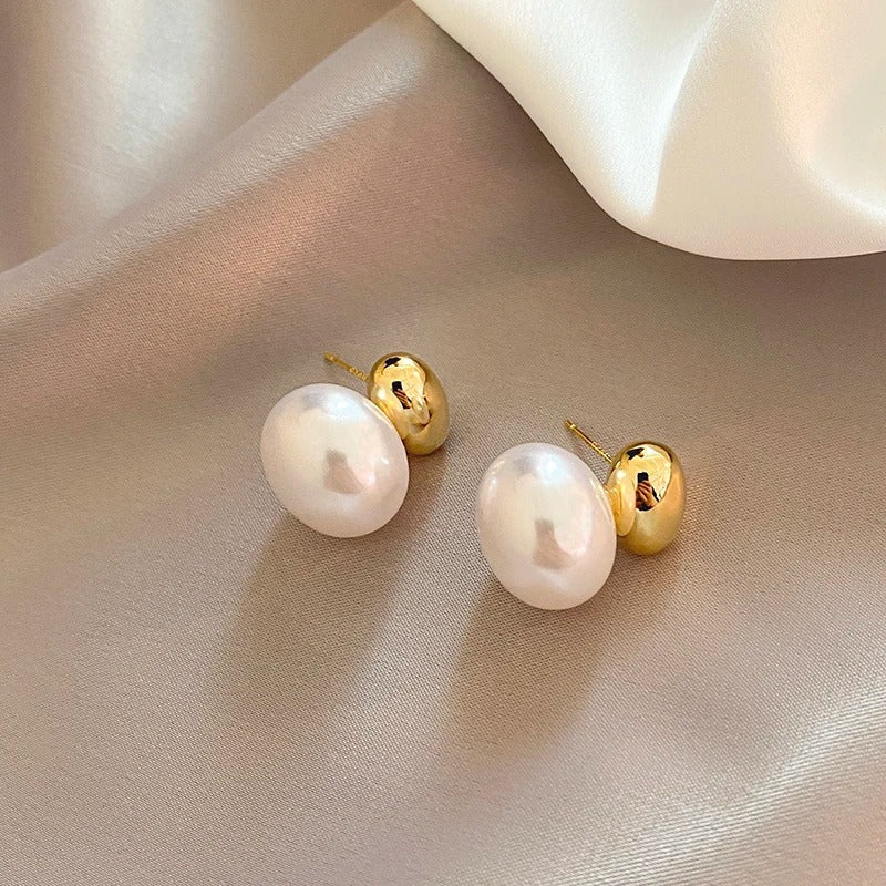 Pearl Vintage Earrings β Timeless Elegance