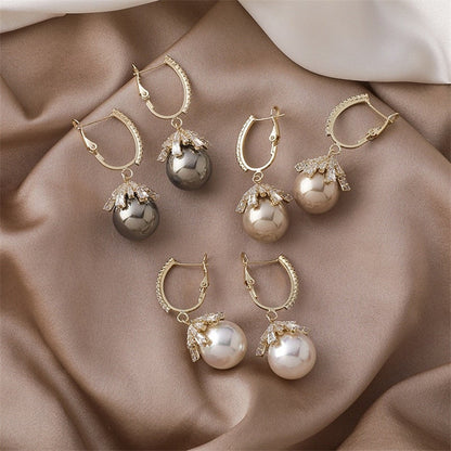 Pearl Drop Earrings – Exquisite Elegance