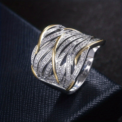 Rose Gold Twist Ring – Elegant