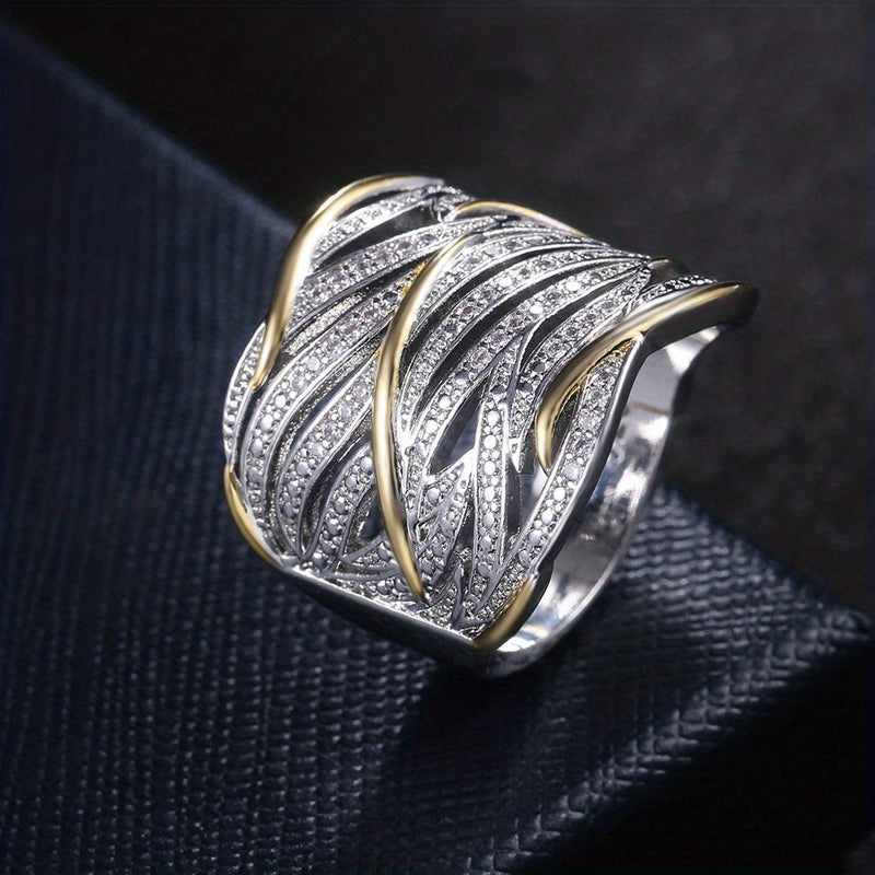 Rose Gold Twist Ring – Elegant