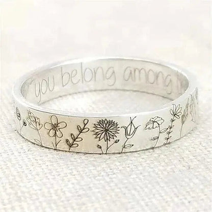 Gold Dandelion Leaf Ring – Exquisite