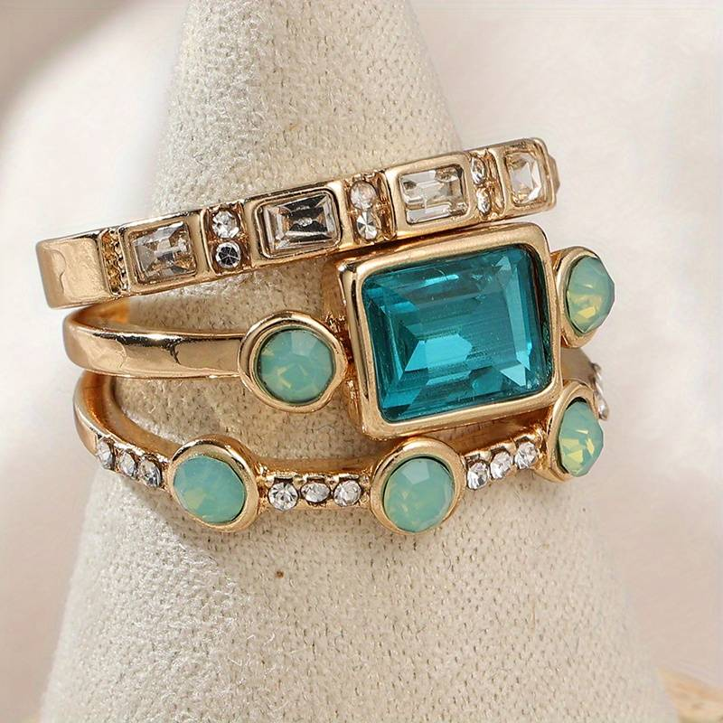 Blue Crystal Ring Set – Elegant Vintage