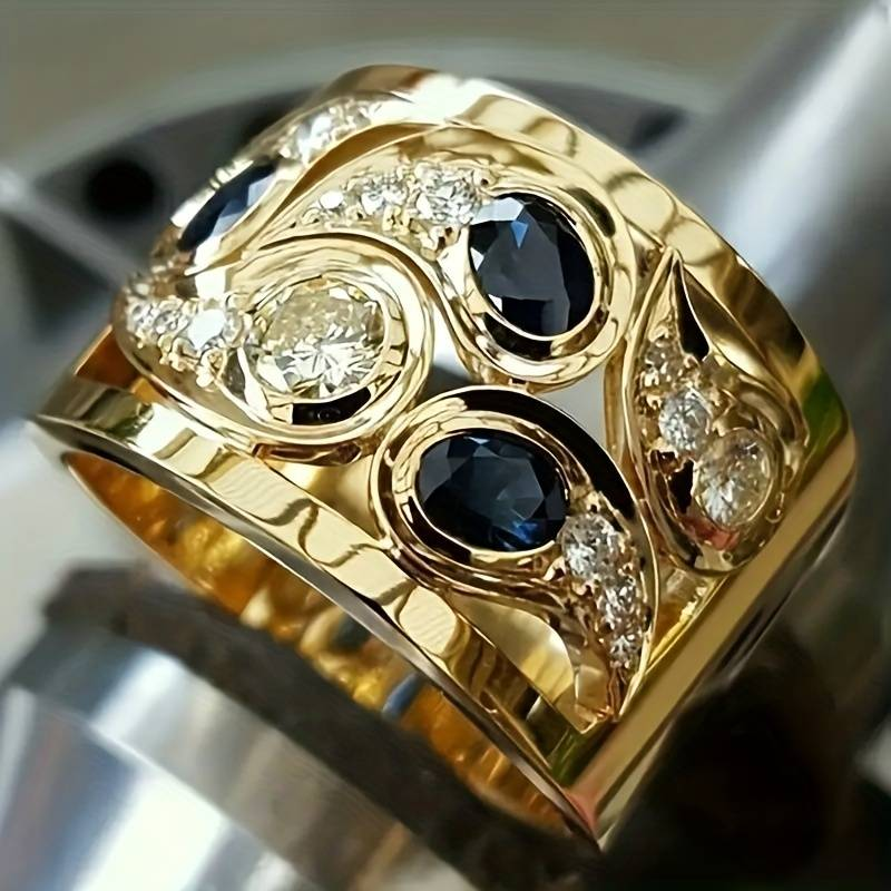 Gold Zirconia Elegance Ring – Timeless