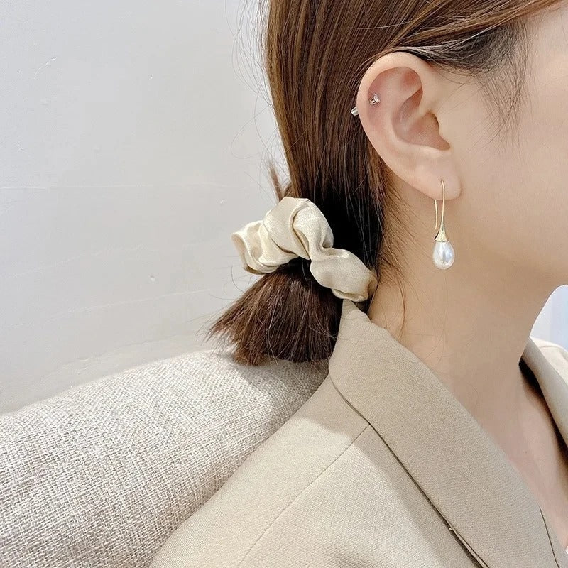 Classic Pearl Earrings – Timeless Elegance