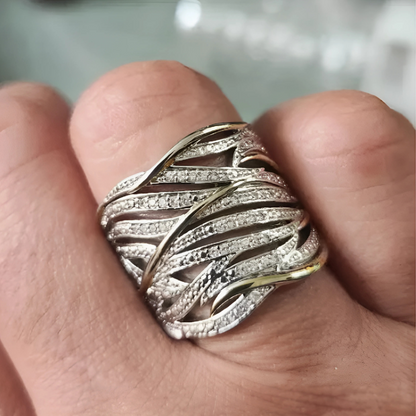 Rose Gold Twist Ring – Elegant